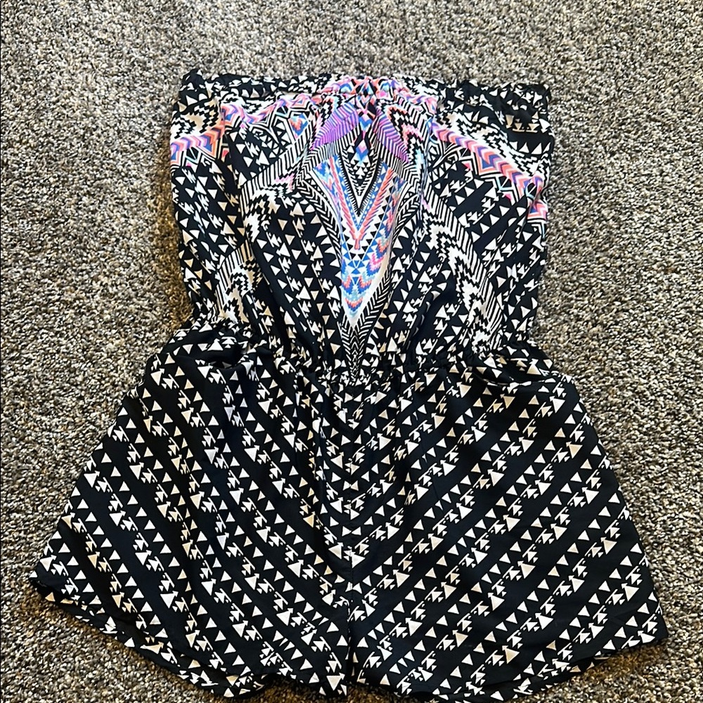 Black and White Geometric Print Romper